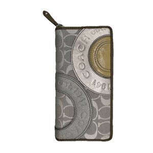 Vintage Rare Coach Wallet Medallion Circle Patchwork Metallic Silver/Gold Zip